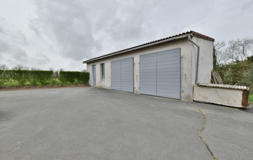 Agence Michel ROUIL : Maison / Villa | NUEIL-LES-AUBIERS (79250) | 121 m2 | 225 750 € 