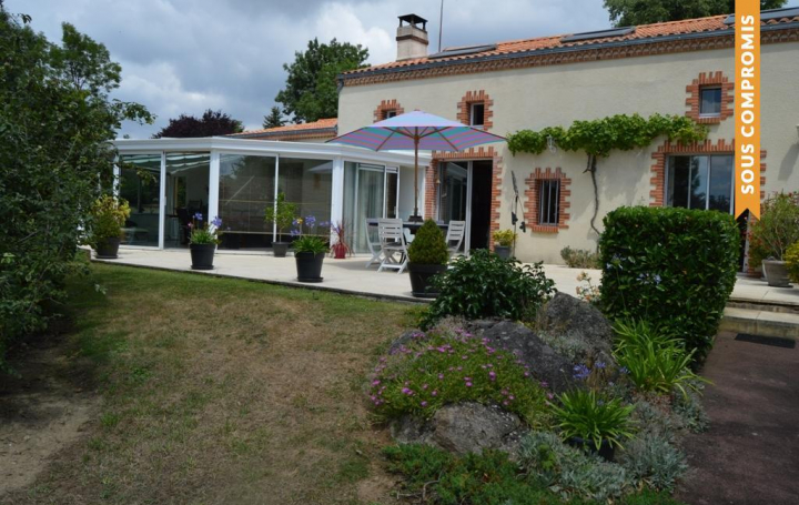 Agence Michel ROUIL : Maison / Villa | CHOLET (49300) | 260 m2 | 320 000 € 