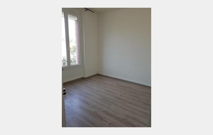 Agence Michel ROUIL : Appartement | ROMILLY-SUR-SEINE (10100) | 39 m2 | 377 € 