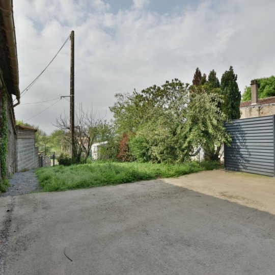  Agence Michel ROUIL : House | CHOLET (49300) | 82 m2 | 700 € 