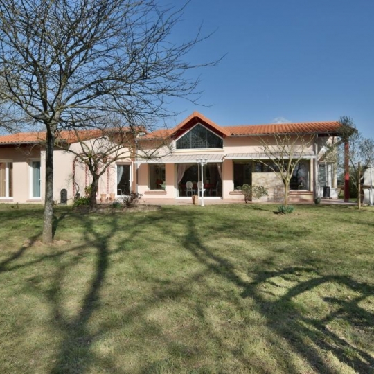  Agence Michel ROUIL : Maison / Villa | CHOLET (49300) | 160 m2 | 343 200 € 