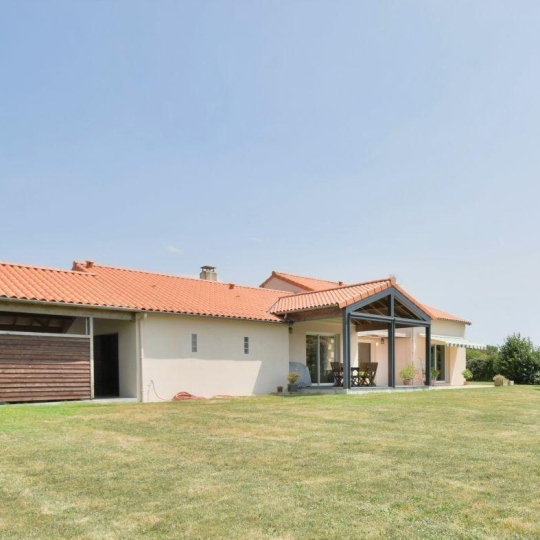  Agence Michel ROUIL : Maison / Villa | CHOLET (49300) | 157 m2 | 332 800 € 