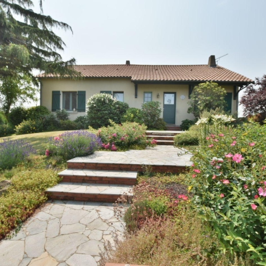 Agence Michel ROUIL : Maison / Villa | YZERNAY (49360) | 135.00m2 | 283 800 € 