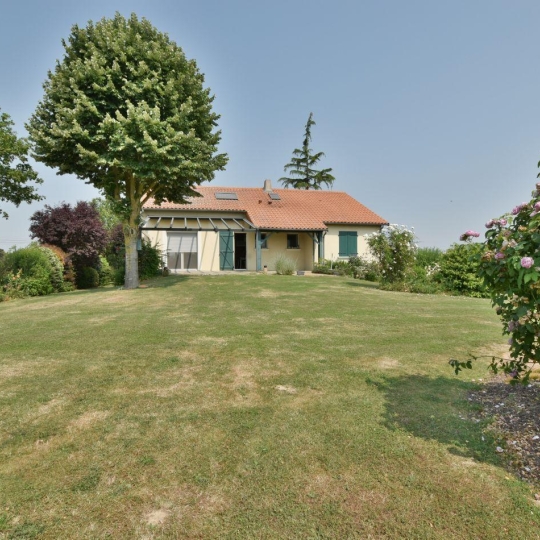 Agence Michel ROUIL : Maison / Villa | YZERNAY (49360) | 135.00m2 | 283 800 € 