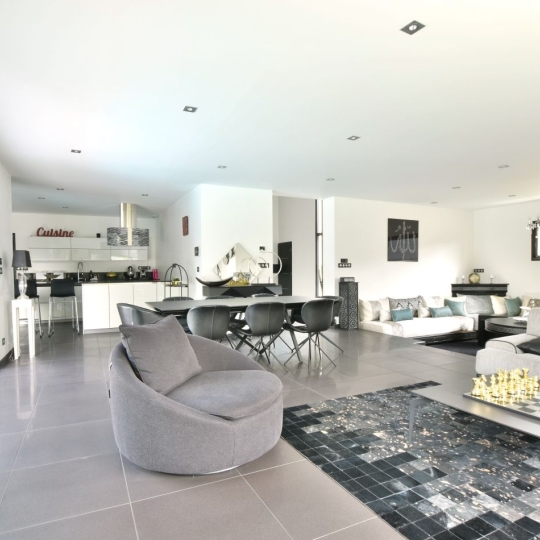  Agence Michel ROUIL : Maison / Villa | LA TESSOUALLE (49280) | 214 m2 | 559 900 € 