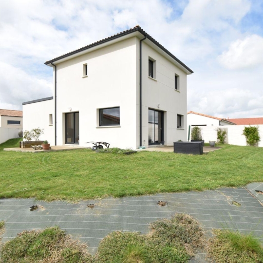  Agence Michel ROUIL : Maison / Villa | SAINT-CHRISTOPHE-DU-BOIS (49280) | 115 m2 | 311 900 € 