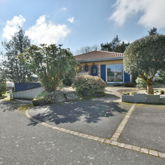  Agence Michel ROUIL : House | SAINT-PIERRE-DES-ECHAUBROGNES (79700) | 135 m2 | 238 500 € 