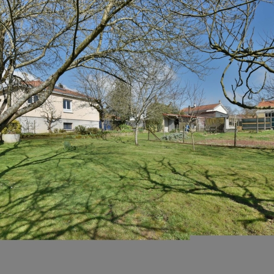  Agence Michel ROUIL : House | SAINT-PIERRE-DES-ECHAUBROGNES (79700) | 135 m2 | 238 500 € 