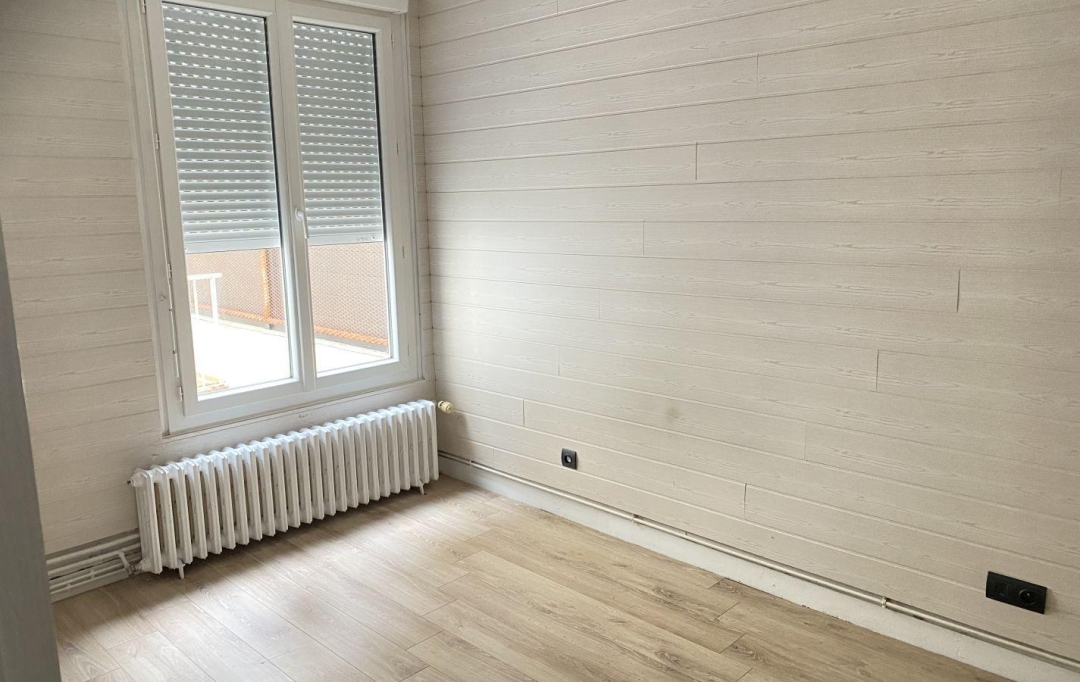 Agence Michel ROUIL : Appartement | CHOLET (49300) | 65 m2 | 675 € 