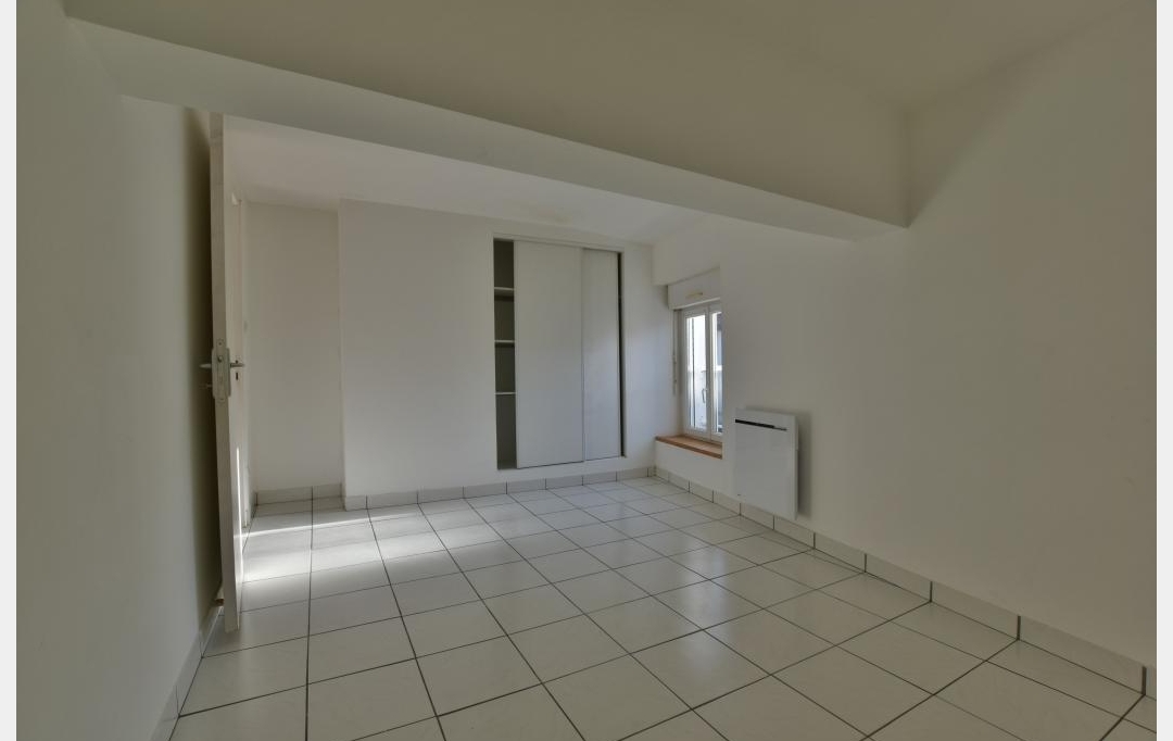 Agence Michel ROUIL : House | YZERNAY (49360) | 70 m2 | 470 € 