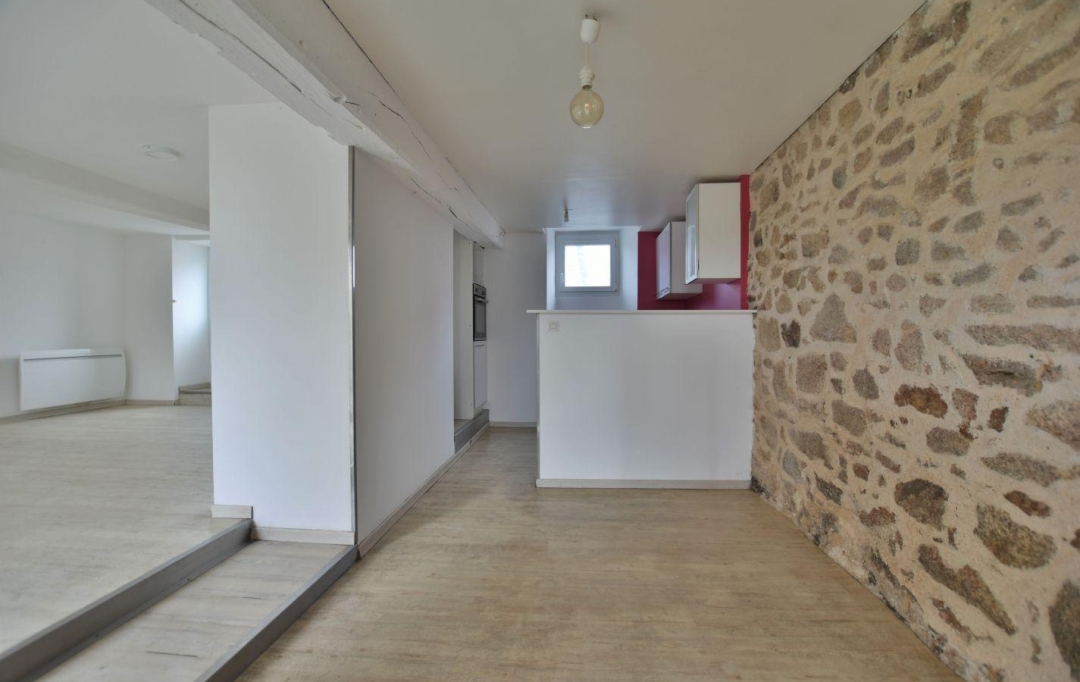 Agence Michel ROUIL : House | CHOLET (49300) | 82 m2 | 700 € 