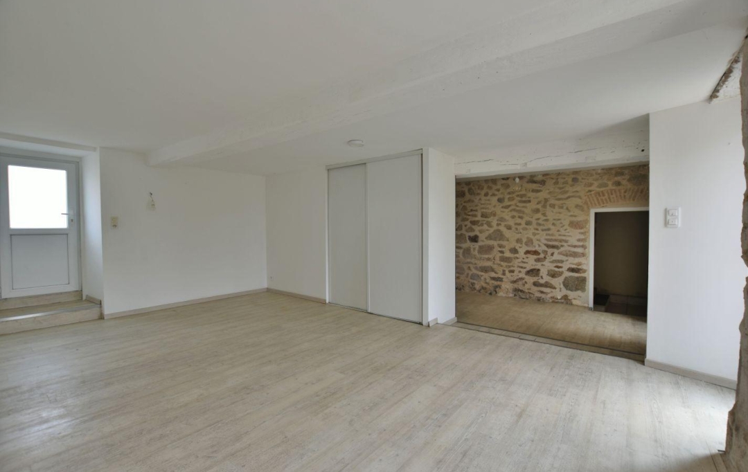 Agence Michel ROUIL : House | CHOLET (49300) | 82 m2 | 700 € 