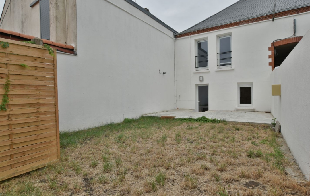 Agence Michel ROUIL : House | CHOLET (49300) | 62 m2 | 895 € 