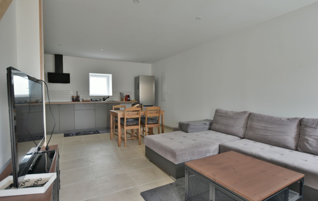 Agence Michel ROUIL : House | CHOLET (49300) | 62 m2 | 895 € 