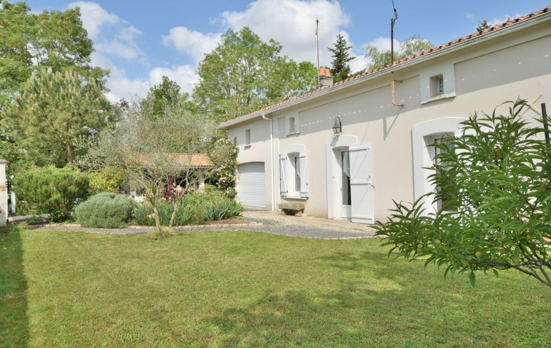 Agence Michel ROUIL : Maison / Villa | CHOLET (49300) | 180 m2 | 322 900 € 