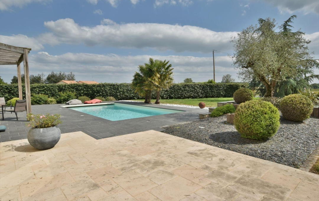 Agence Michel ROUIL : Maison / Villa | CHOLET (49300) | 224 m2 | 414 000 € 