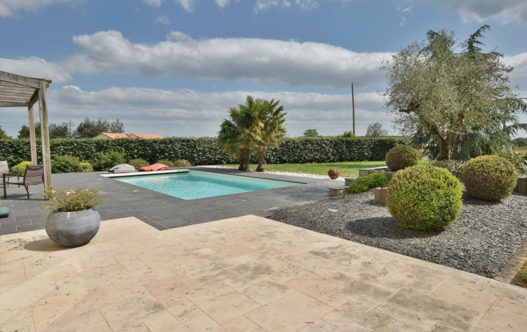 Agence Michel ROUIL : Maison / Villa | JALLAIS (49510) | 224 m2 | 414 000 € 