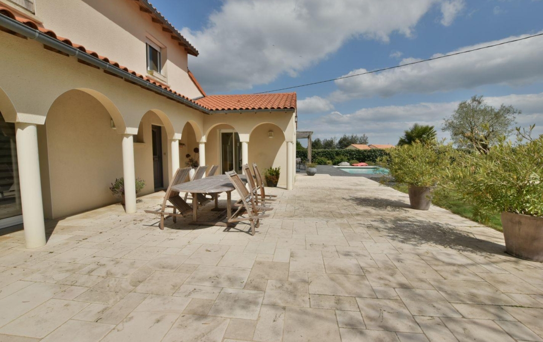 Agence Michel ROUIL : Maison / Villa | CHOLET (49300) | 224 m2 | 414 000 € 