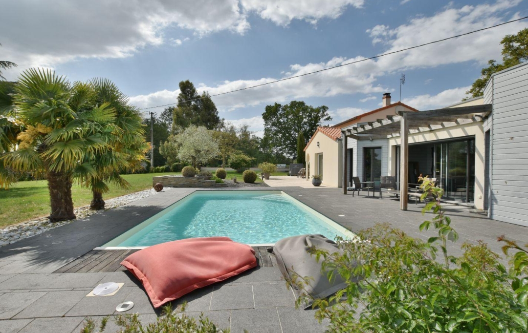 Agence Michel ROUIL : Maison / Villa | CHOLET (49300) | 224 m2 | 414 000 € 