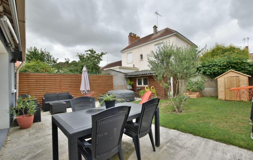 Agence Michel ROUIL : Maison / Villa | CHOLET (49300) | 97 m2 | 211 000 € 