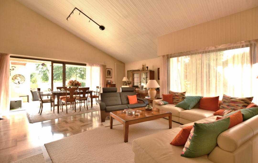Agence Michel ROUIL : Maison / Villa | MORTAGNE-SUR-SEVRE (85290) | 176 m2 | 449 400 € 