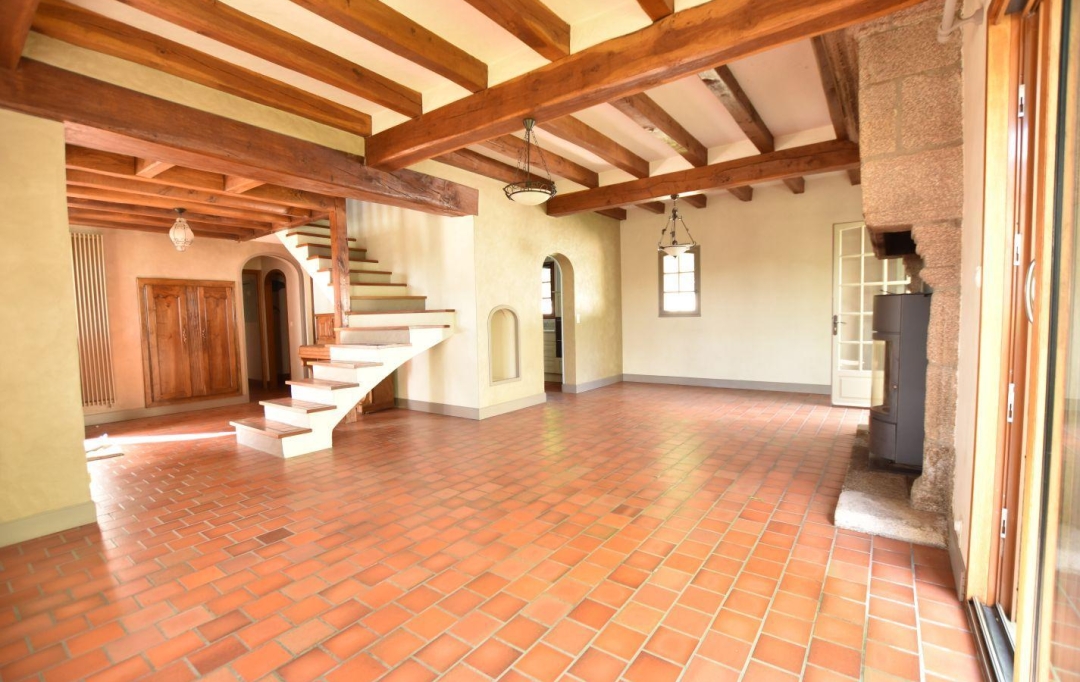 Agence Michel ROUIL : Maison / Villa | CHOLET (49300) | 170 m2 | 342 900 € 