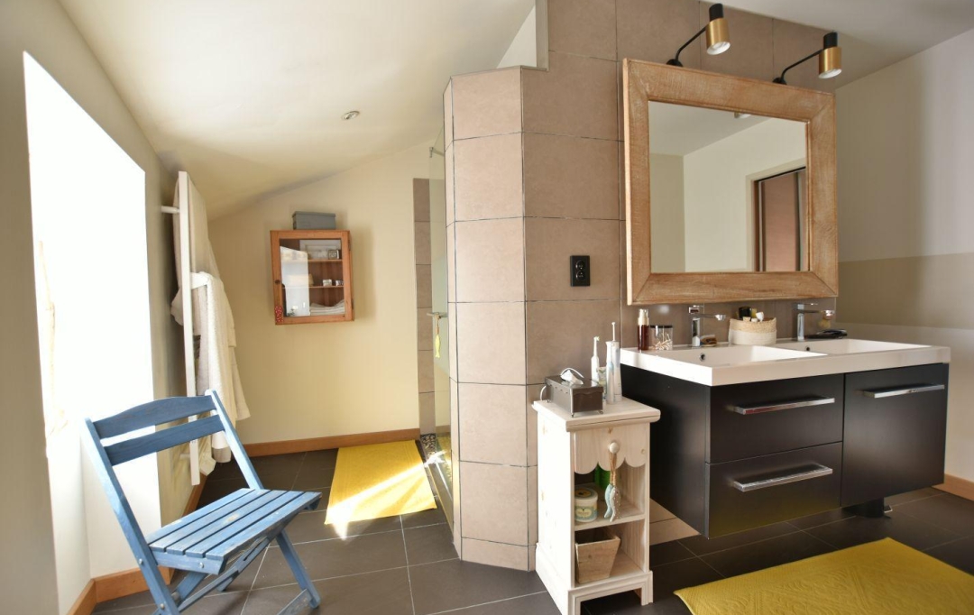 Agence Michel ROUIL : Maison / Villa | MORTAGNE-SUR-SEVRE (85290) | 208 m2 | 399 000 € 