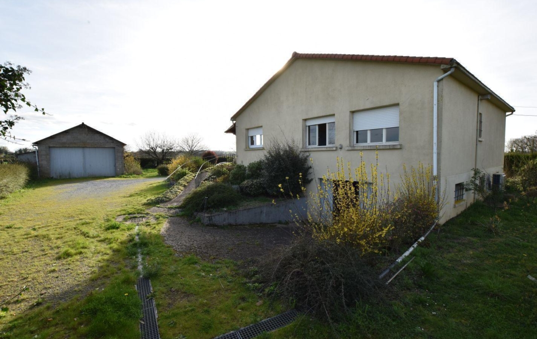 Agence Michel ROUIL : House | LA TESSOUALLE (49280) | 97 m2 | 246 750 € 