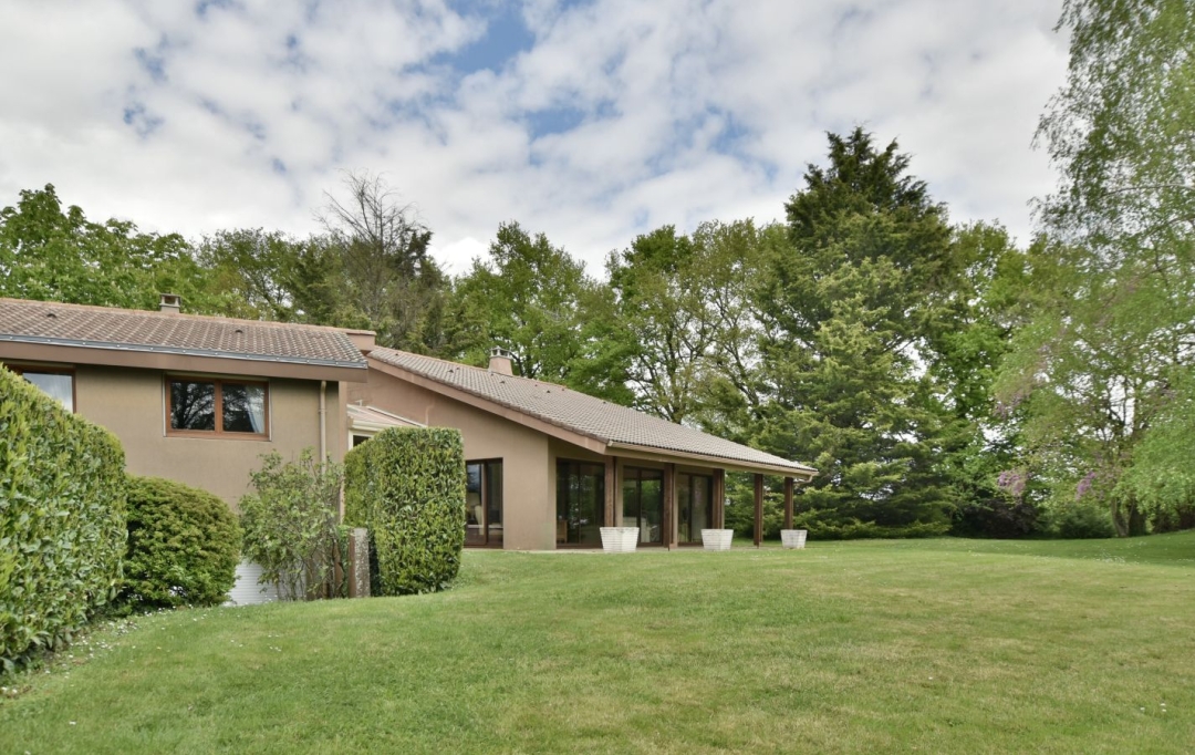 Agence Michel ROUIL : Maison / Villa | CHOLET (49300) | 267 m2 | 540 800 € 