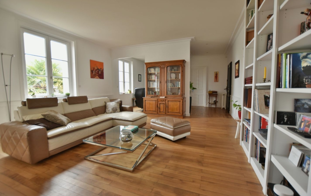 Agence Michel ROUIL : Apartment | CHOLET (49300) | 170 m2 | 468 850 € 