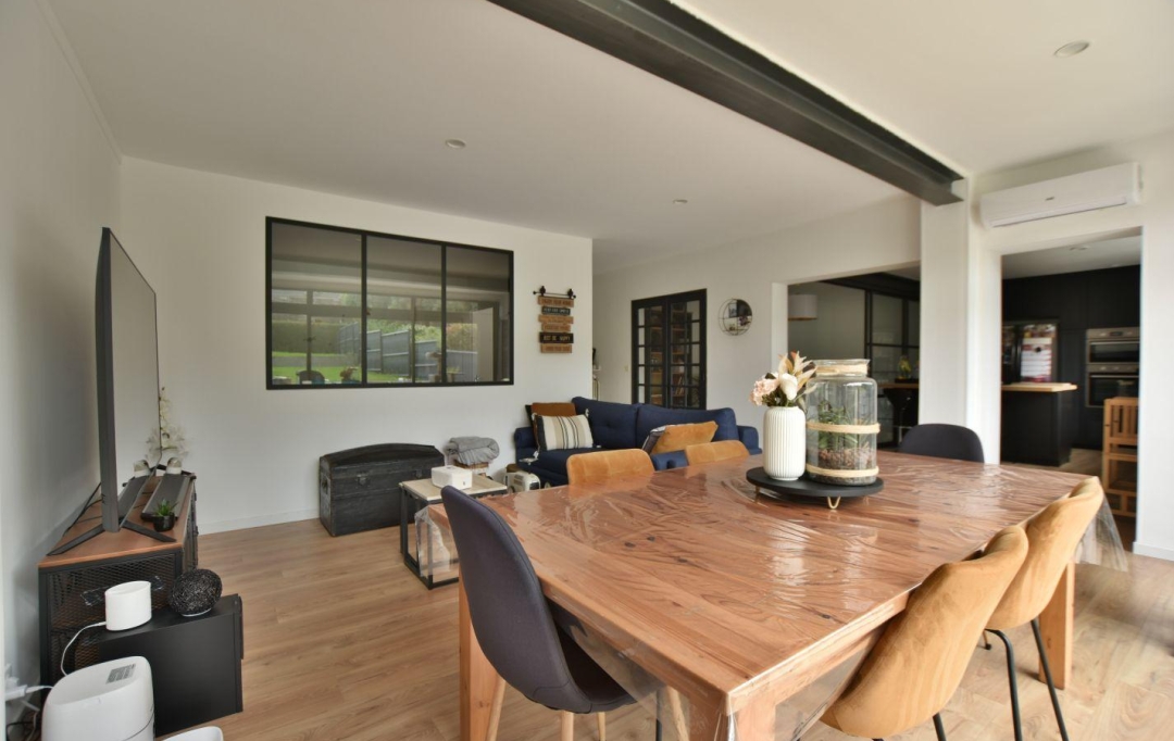 Agence Michel ROUIL : Maison / Villa | MORTAGNE-SUR-SEVRE (85290) | 142 m2 | 240 000 € 