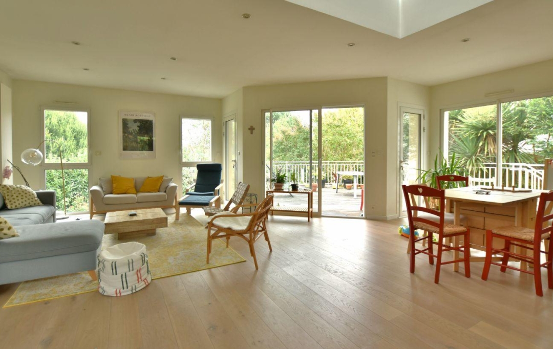 Agence Michel ROUIL : House | CHOLET (49300) | 242 m2 | 497 000 € 