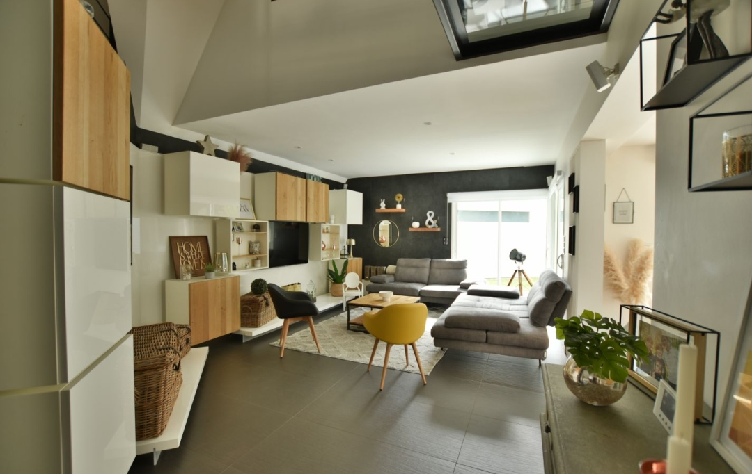 Agence Michel ROUIL : Maison / Villa | CHOLET (49300) | 240 m2 | 721 000 € 