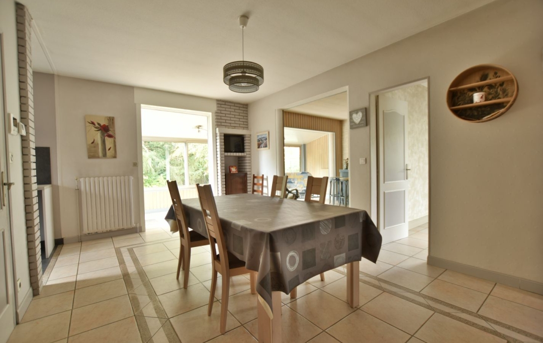 Agence Michel ROUIL : House | SAINT-PIERRE-DES-ECHAUBROGNES (79700) | 135 m2 | 238 500 € 
