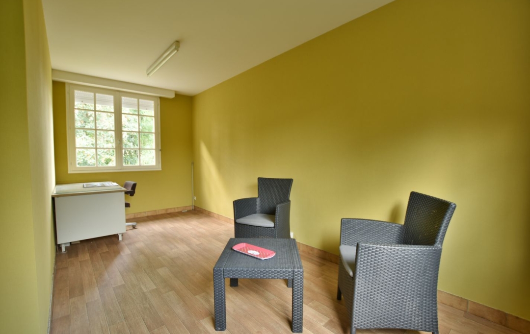 Agence Michel ROUIL : House | SAINT-PIERRE-DES-ECHAUBROGNES (79700) | 135 m2 | 238 500 € 