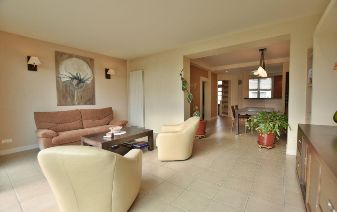 Agence Michel ROUIL : House | CHOLET (49300) | 105 m2 | 199 755 € 