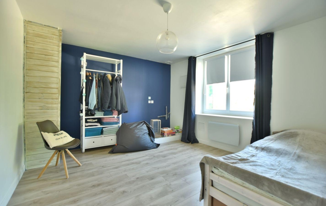 Agence Michel ROUIL : Appartement | BEAUPREAU-EN-MAUGES (49600) | 90 m2 | 166 500 € 