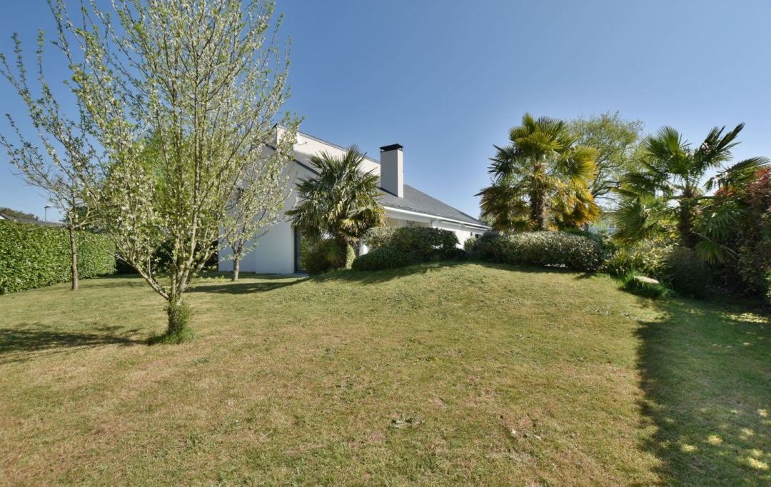 Agence Michel ROUIL : Maison / Villa | CHOLET (49300) | 224 m2 | 748 800 € 