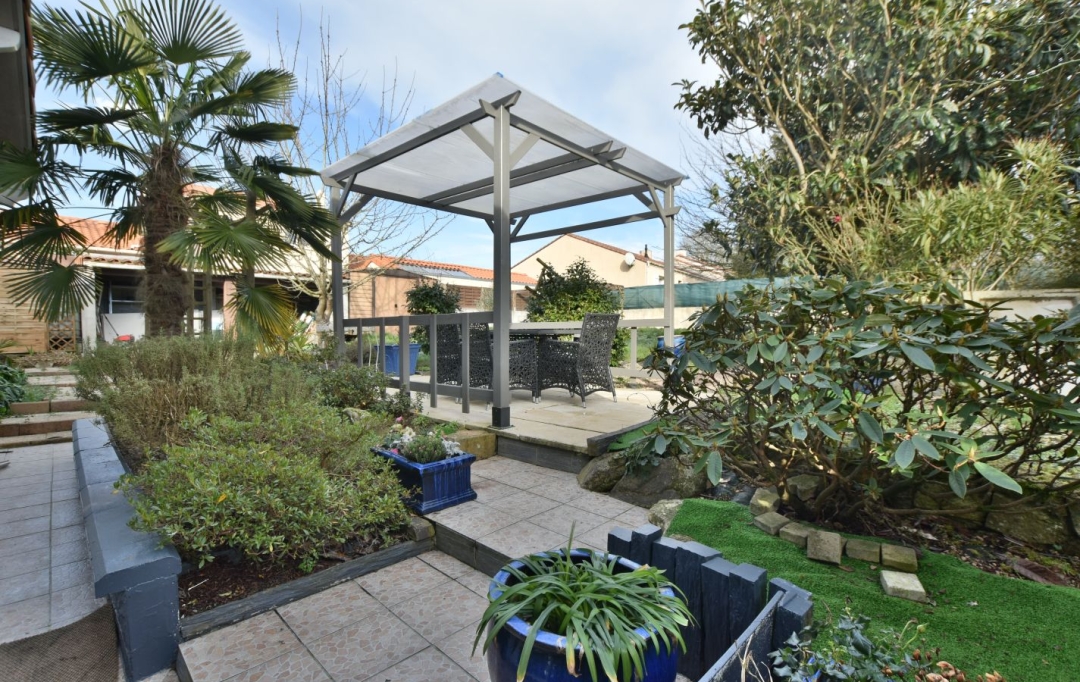 Agence Michel ROUIL : Maison / Villa | YZERNAY (49360) | 140 m2 | 273 000 € 