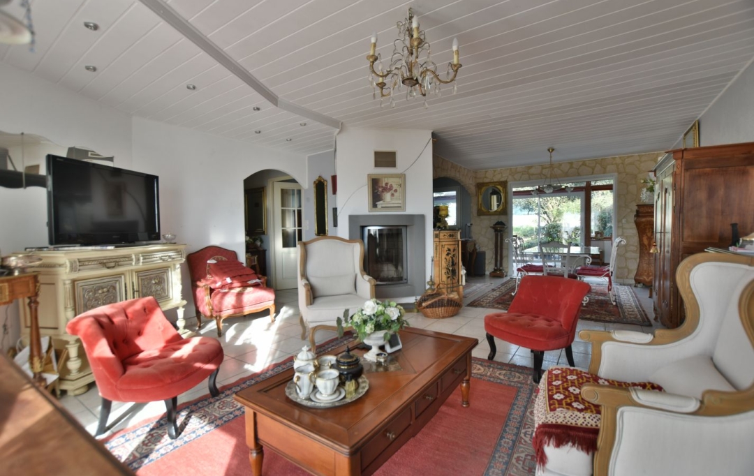 Agence Michel ROUIL : Maison / Villa | YZERNAY (49360) | 140 m2 | 273 000 € 