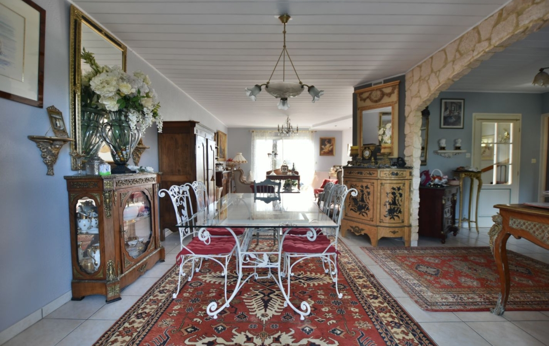 Agence Michel ROUIL : Maison / Villa | YZERNAY (49360) | 140 m2 | 273 000 € 