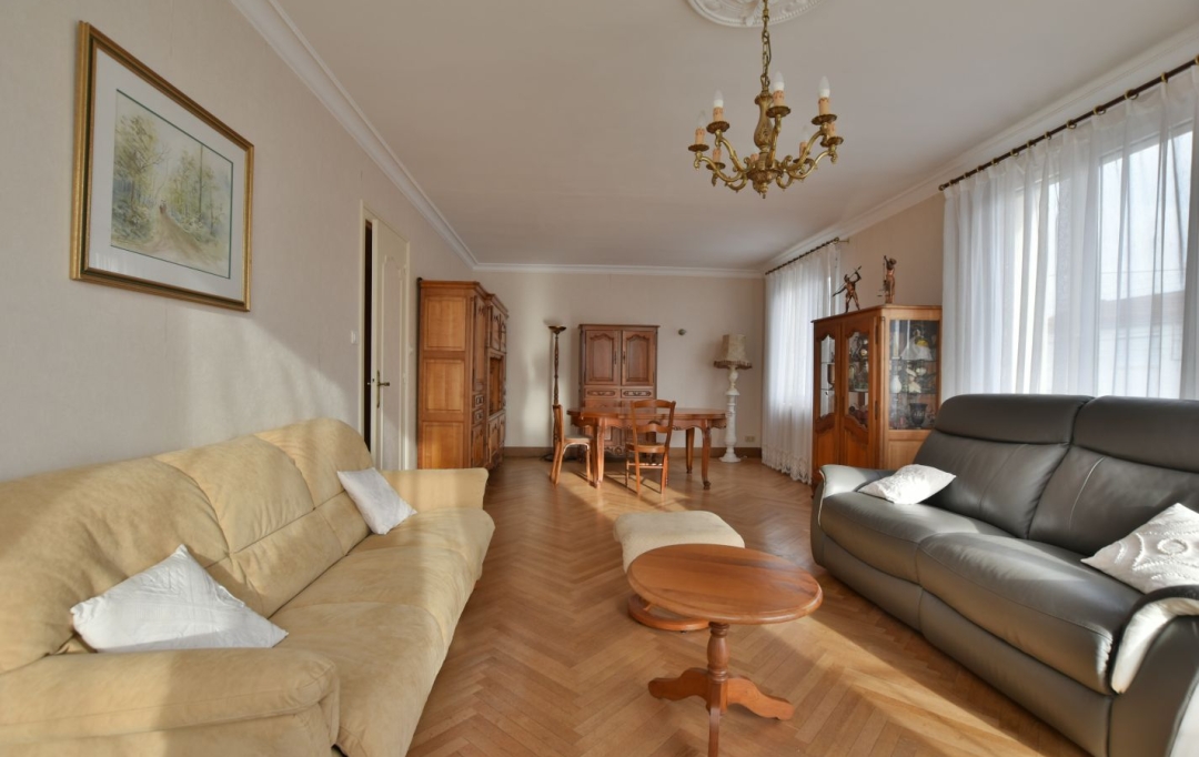 Agence Michel ROUIL : Maison / Villa | CHOLET (49300) | 167 m2 | 249 600 € 