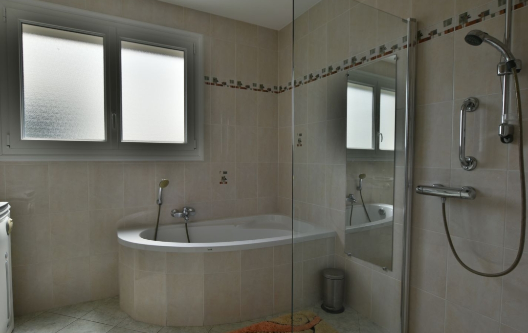 Agence Michel ROUIL : Maison / Villa | CHOLET (49300) | 176 m2 | 283 500 € 
