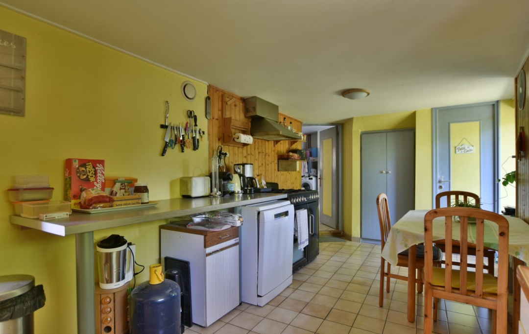 Agence Michel ROUIL : Maison / Villa | BEGROLLES-EN-MAUGES (49122) | 200 m2 | 343 200 € 