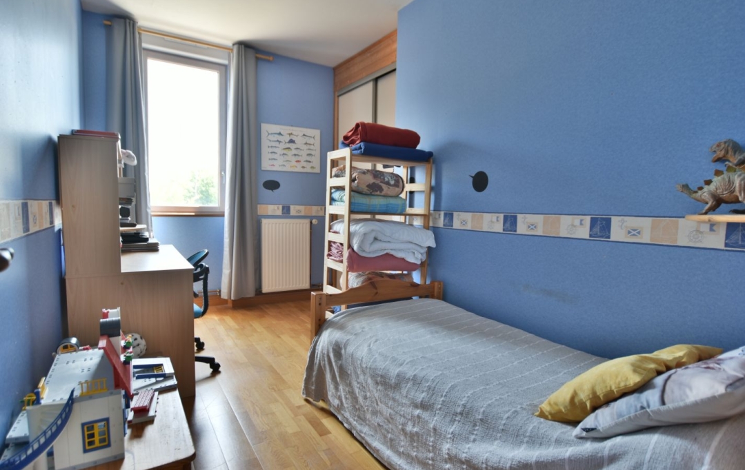 Agence Michel ROUIL : Maison / Villa | BEGROLLES-EN-MAUGES (49122) | 200 m2 | 343 200 € 