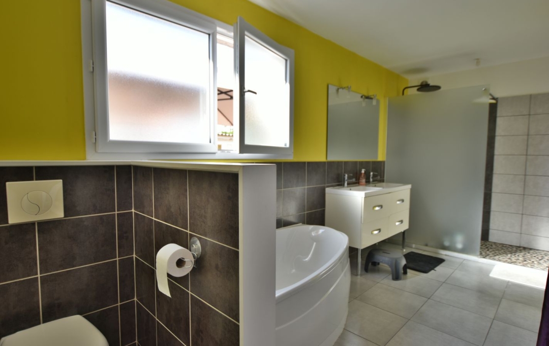 Agence Michel ROUIL : House | CHOLET (49300) | 126 m2 | 231 000 € 