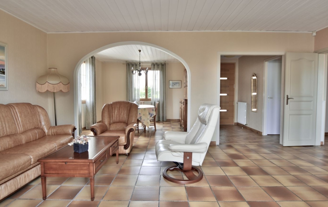 Agence Michel ROUIL : House | LE MAY-SUR-EVRE (49122) | 111 m2 | 234 500 € 