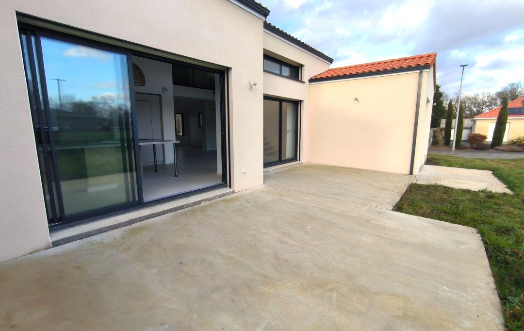 Agence Michel ROUIL : House | LA POITEVINIERE (49510) | 170 m2 | 363 000 € 