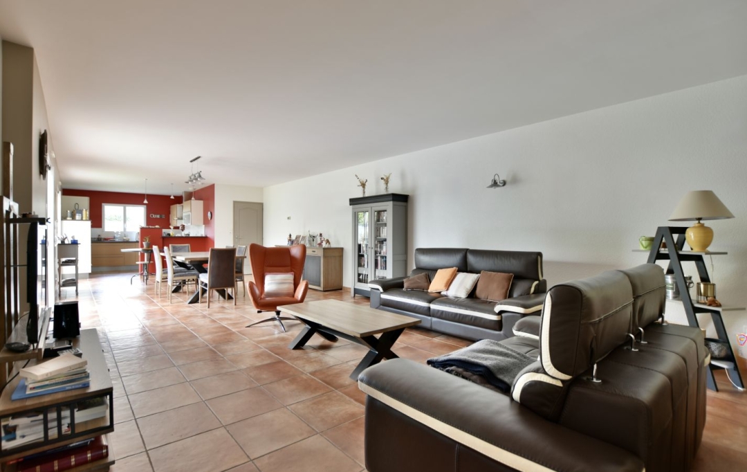 Agence Michel ROUIL : House | CHOLET (49300) | 144 m2 | 343 200 € 