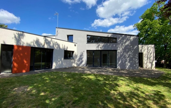 Agence Michel ROUIL : Maison / Villa | CHOLET (49300) | 135 m2 | 1 300 € 